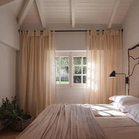 Pervoli Farmhouse Holiday home Romirion